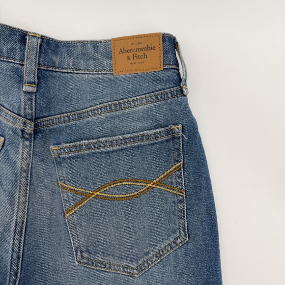 Abercrombie & Fitch Shorts Women 25 Medium Wash High Rise Curve Love Button Fly - Picture 8 of 8